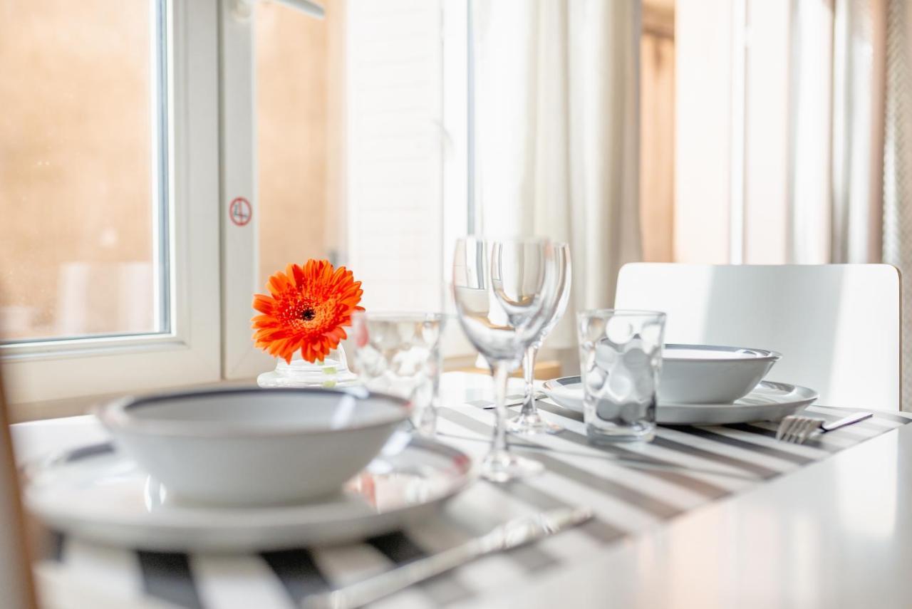 Le 9Eme- Metro Valmy-Homalyon Apartment Ngoại thất bức ảnh